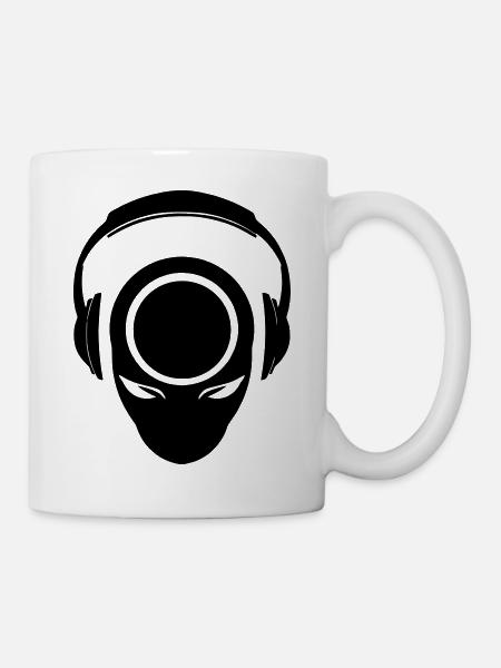 Alien avec un casque Alien avec un casque DJ Part - Mug blanc - blanc