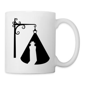 man under street light silhouette - Mug - white - Right