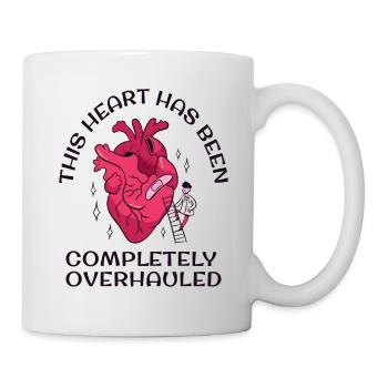 Dieses Herz wurde komplett überholt - Tasse - Weiß - Rechts