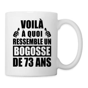 bogosse de 73 ans / cadeau anniversaire 73 ans - Mug blanc - blanc - Droite