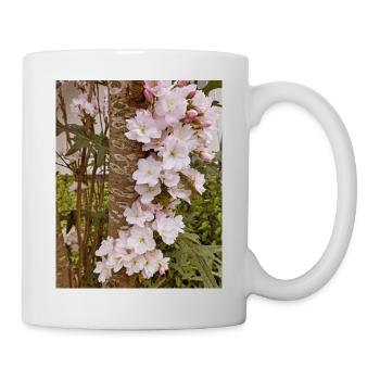 Zarte Kirschblüten auf Baumstamm - Tasse - Weiß - Rechts