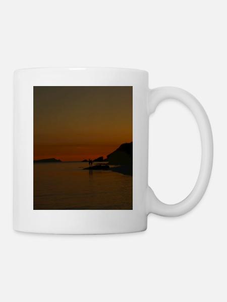 Sonnenuntergang, Silhouetten - Tasse - Weiß