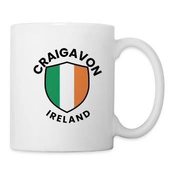 Flag motif of Ireland on shield - Mug - white - Right