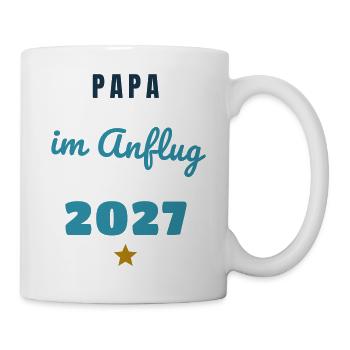 Papa im Anflug 2027 Baby unterwegs - Tasse - Weiß - Rechts