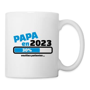 papa en 2023 veuillez patienter - futur papa - Mug blanc - blanc - Droite