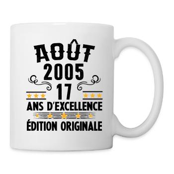 17 Ans Anniversaire Vintage Né(e) en Août 2005 - Mug blanc - blanc - Droite