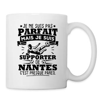 pas parfait mais je suis supporter de Nantes - Mug blanc - blanc - Droite