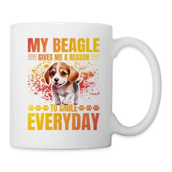 My Beagle gives me a reason to smile everyday - Mug - white - Right
