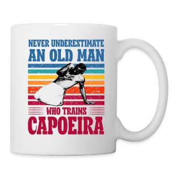 Ne sous-estimez jamais un vieil homme qui s’entraîne à la capoeira - Mug blanc - blanc - Droite