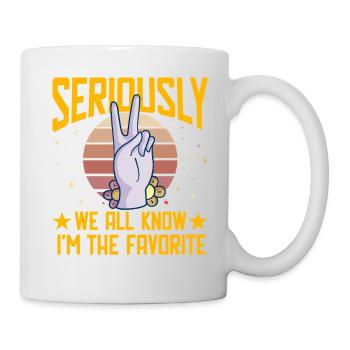 Im Ernst, wir alle wissen, dass ich der Favorit bin - Tasse - Weiß - Rechts