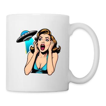 Eine schöne Frau wird von einem UFO gejagt - Tasse - Weiß - Rechts