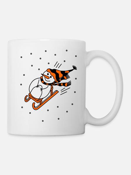 Schlittenfahrender Schneemann - Tasse - Weiß