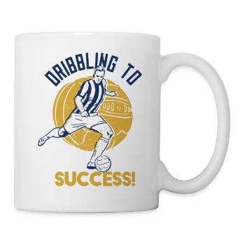 Dribbling To Success! Retro Cool Football Designs - Tasse - Weiß - Rechts