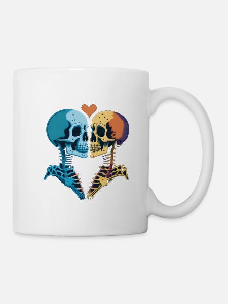 Kissing romantic skeletons - Mug - white