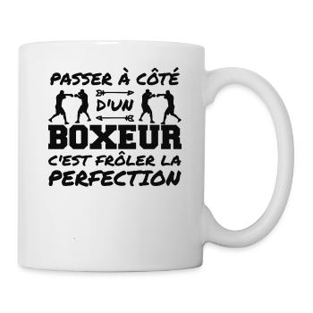 Perfektion Boxer Humor Boxer Mann - Tasse - Weiß - Rechts