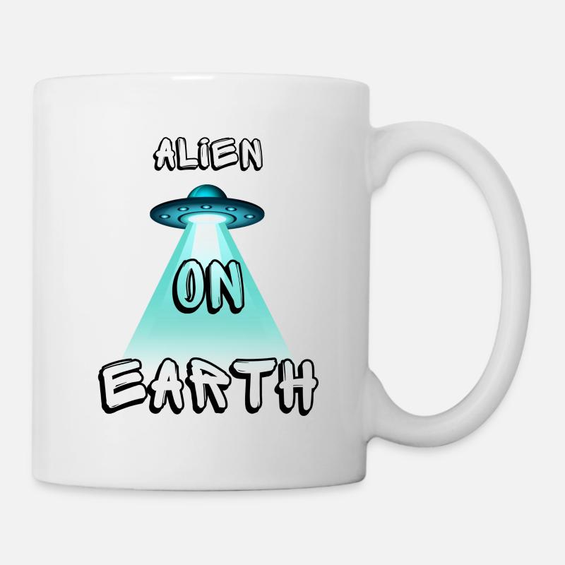 Alien on Earth - Tasse - Weiß