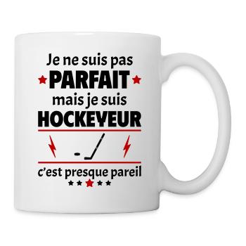 Pas parfait mais hockeyeur, fête des pères, noël - Mug blanc - blanc - Droite