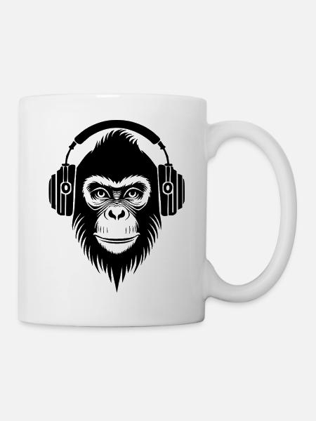 Selbstsicherer Cartoon-Affe mit Kopfhörern Shirt - Tasse - Weiß