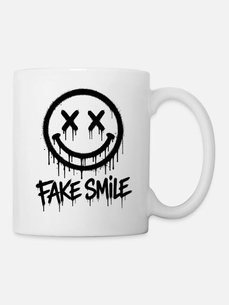 Fake Smile Graffiti - Tasse - Weiß
