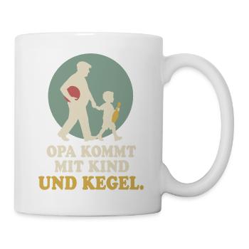 Opa kommt mit Kind und Kegel – Kegeln Opa Enkel - Tasse - Weiß - Rechts