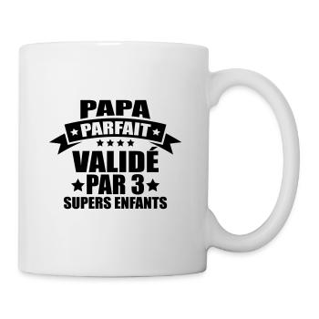 Perfekter Vater von 3 tollen Kindern bestätigt - Tasse - Weiß - Rechts