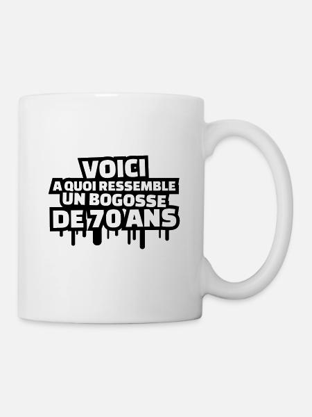 voici a quoi ressemble un bogosse de 70 ans - Mug blanc - blanc