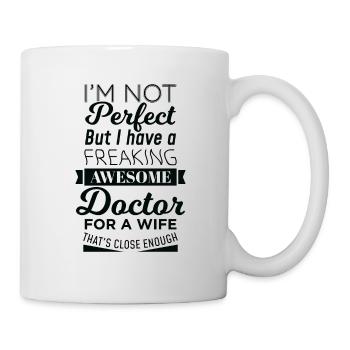 Ma femme géniale effrayante est une conception de médecin - Mug blanc - blanc - Droite