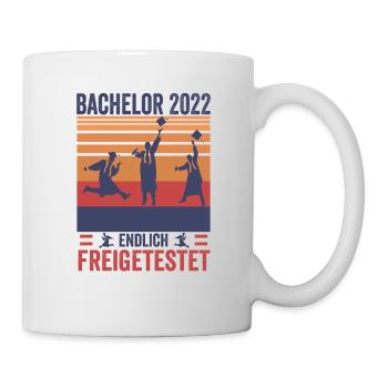 Vintage Bachelor Endlich Freigetestet Shirt - Tasse - Weiß - Rechts