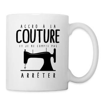 Couture humoristique femme je peux pas accro - Mug blanc - blanc - Droite