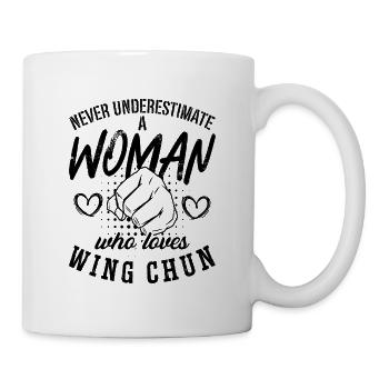 Ne sous-estimez jamais une femme combattante wing chun - Mug blanc - blanc - Droite