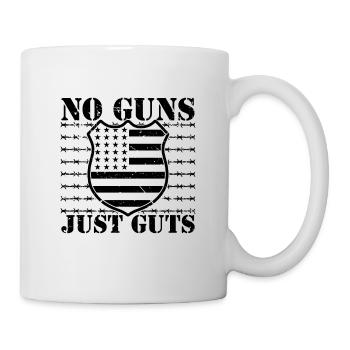 Pas d’armes à feu juste éviscérer les agents correctionnels argentés - Mug blanc - blanc - Droite