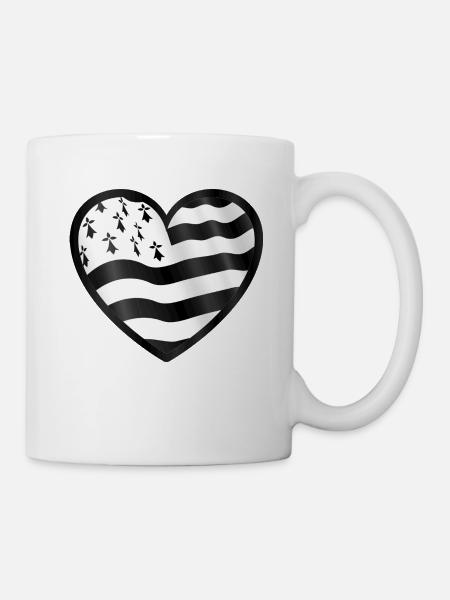 Tshirt bzh drapeau breton dans un coeur, - Mug blanc - blanc