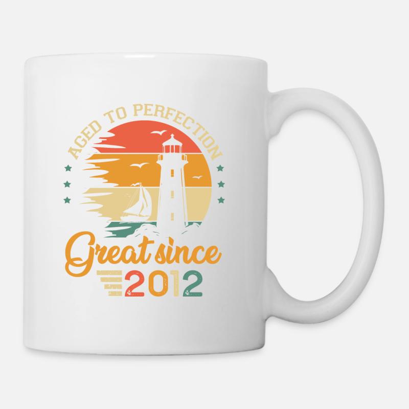 2012 ans bateau great since 2012 anniversaire - Mug blanc - blanc