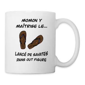 Momon y maitrise le ... lancé de savates dans Out - Mug blanc - blanc - Droite