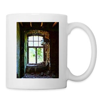 Urbex Photography | Buntes Fenster mit Baum - Tasse - Weiß - Rechts