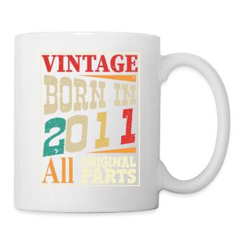 Vintage born in 2011 - Original parts - Mug blanc - blanc - Droite