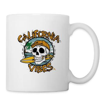Skull - California Vibes Surfing - Tasse - Weiß - Rechts