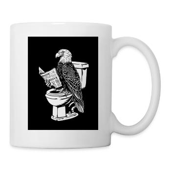 Adler lit un journal sur les toilettes – noir et blanc - Mug blanc - blanc - Droite
