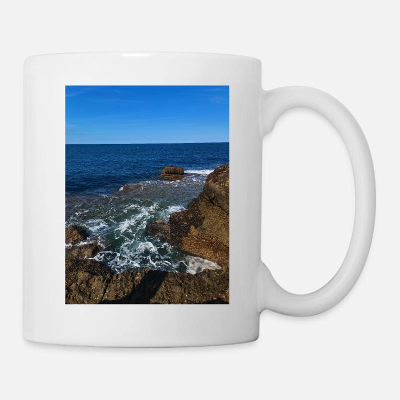 Crashing waves - Mug - white