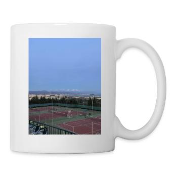 Panorama tennis facility over the city - Mug - white - Right