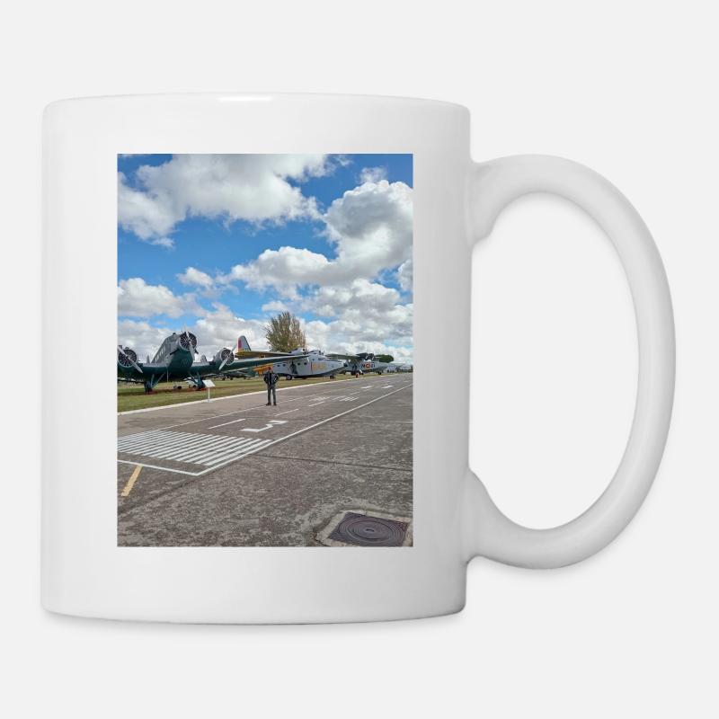 Klassische Luftfahrt auf der Bühne - Tasse - Weiß