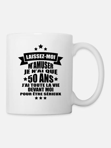laissez-moi m'amuser je n'ai que 50 ans - Mug blanc - blanc