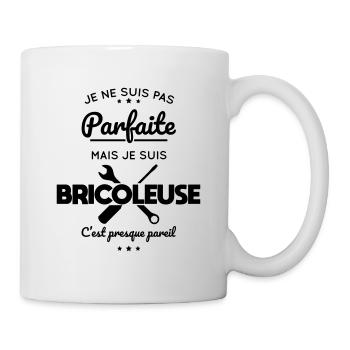 Je ne suis pas parfaite mais je suis bricoleuse - Mug blanc - blanc - Droite