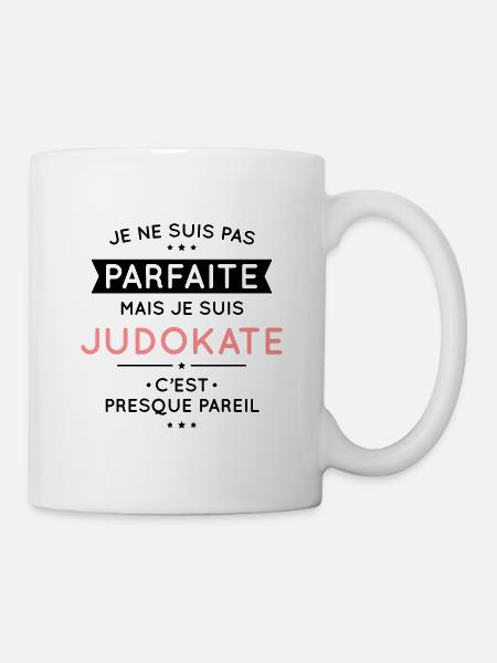 Je ne suis pas parfaite mais je suis judokate - Mug blanc - blanc