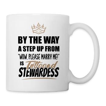 Tattooed Stewardess / Flugbegleiterin is the Best - Tasse - Weiß - Rechts