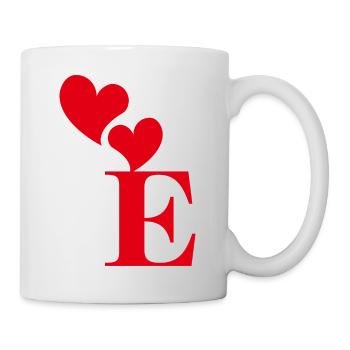 Buchstabe e rotes Herz - Tasse - Weiß - Rechts