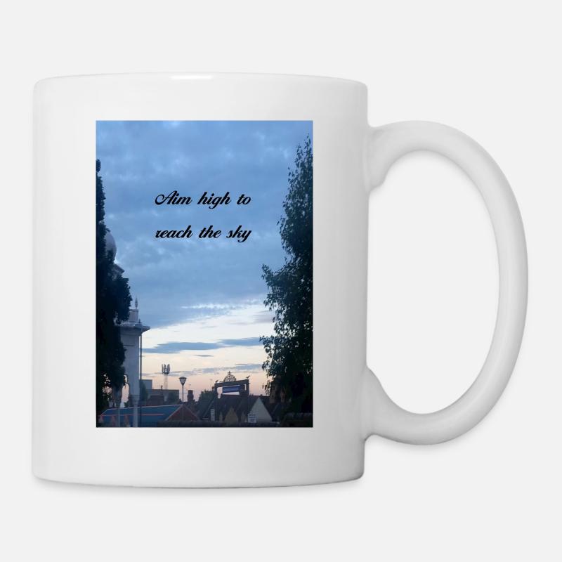 Aim high to reach the sky - Mug - white