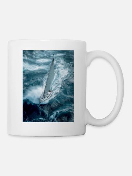 Furchtlose Reise in turbulenten Gewässern - Tasse - Weiß