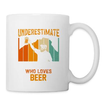 Never Underestimate an Old Man Who Loves Beer - Tasse - Weiß - Rechts