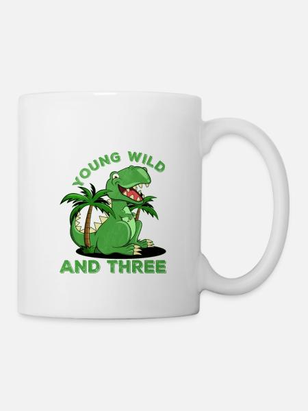 Young Wild And Three Shirt - Tasse - Weiß
